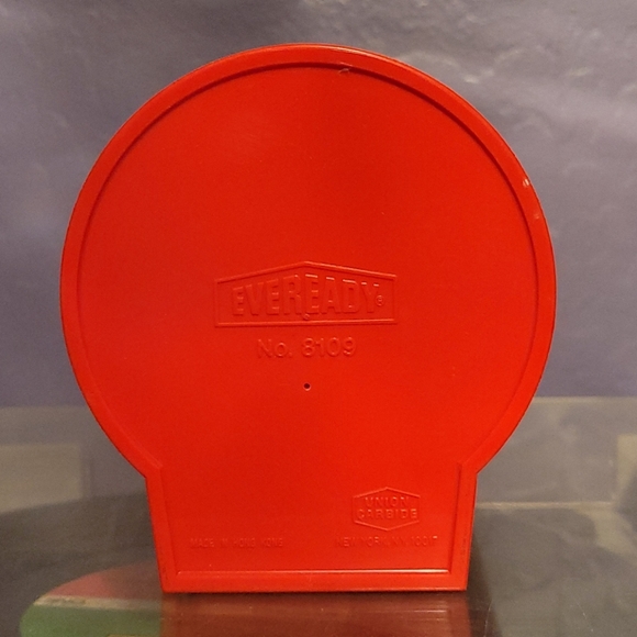 Eveready Accents Vintage Eveready Heavy Duty Skipper 6v Red